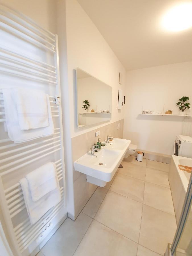 Pb Ferienwohnungen - Fewo 7 - Stilvoll Eingerichtetes Apartment Im Herzen Senftenbergs エクステリア 写真